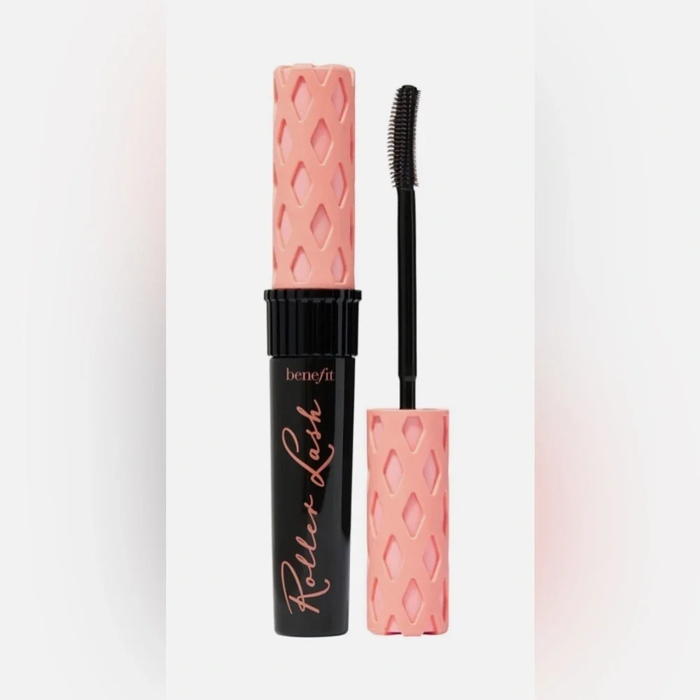 NEW -💕HP💕Benefit Roller Lash Curling Mascara Super-curling & lifting mascara.